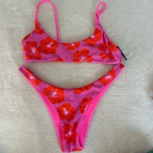 Vaya island bikini worn once!d size small
